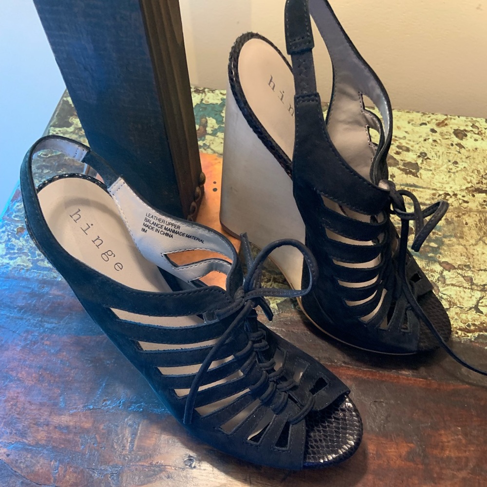 Hinge | lace up slingback wedges | 8